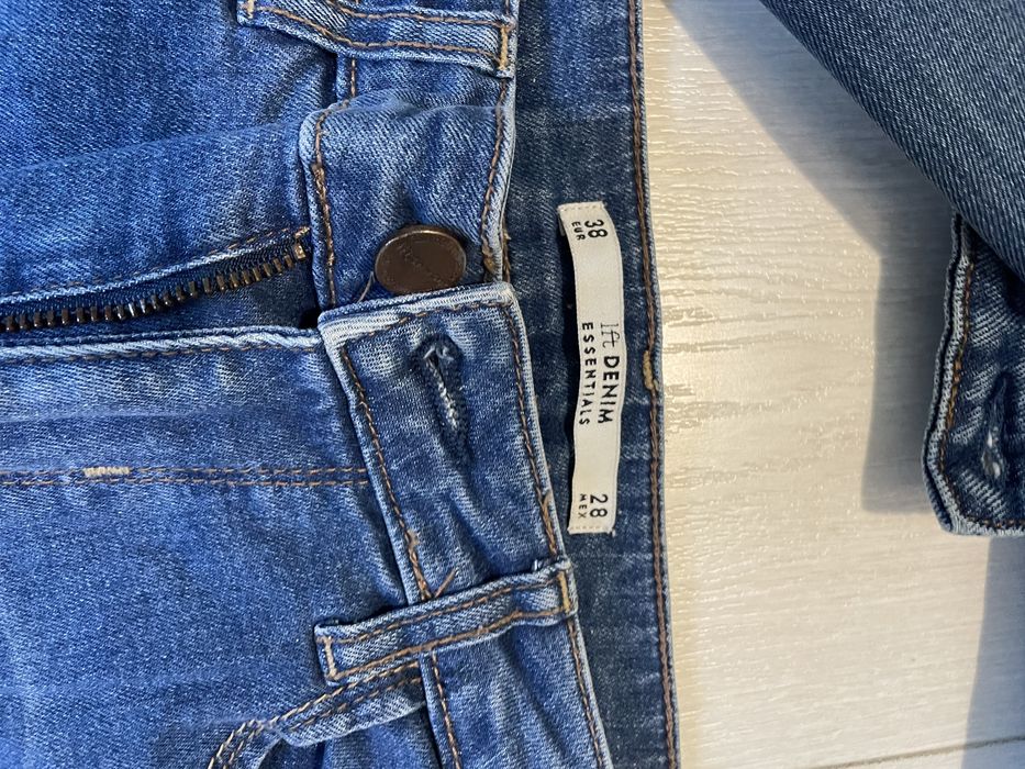 Blugi Zara + compleu Lefties  - S