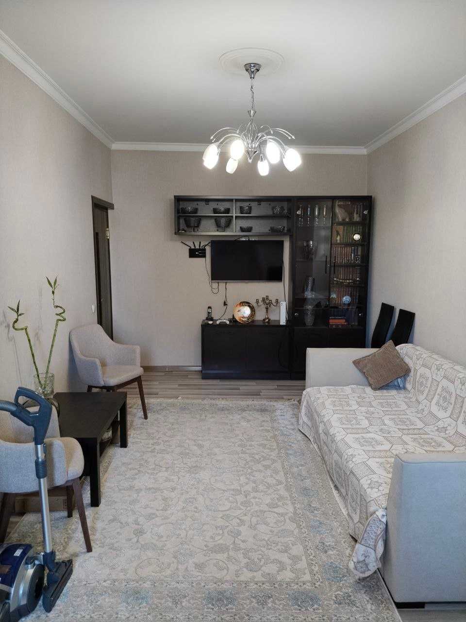 Cдается квартира  Юнусабад 14кв  19дом