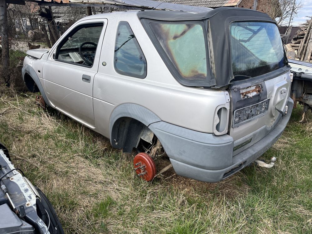 Dezmembrez land rover freelander 1.8 benzina