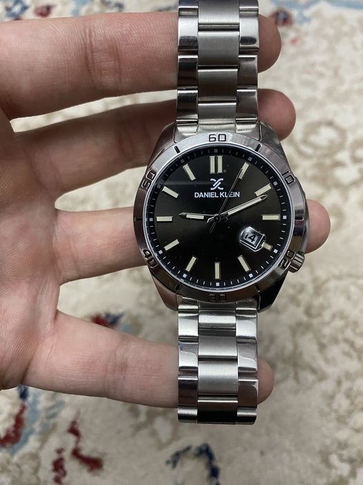 Продам часы daniel clein новые