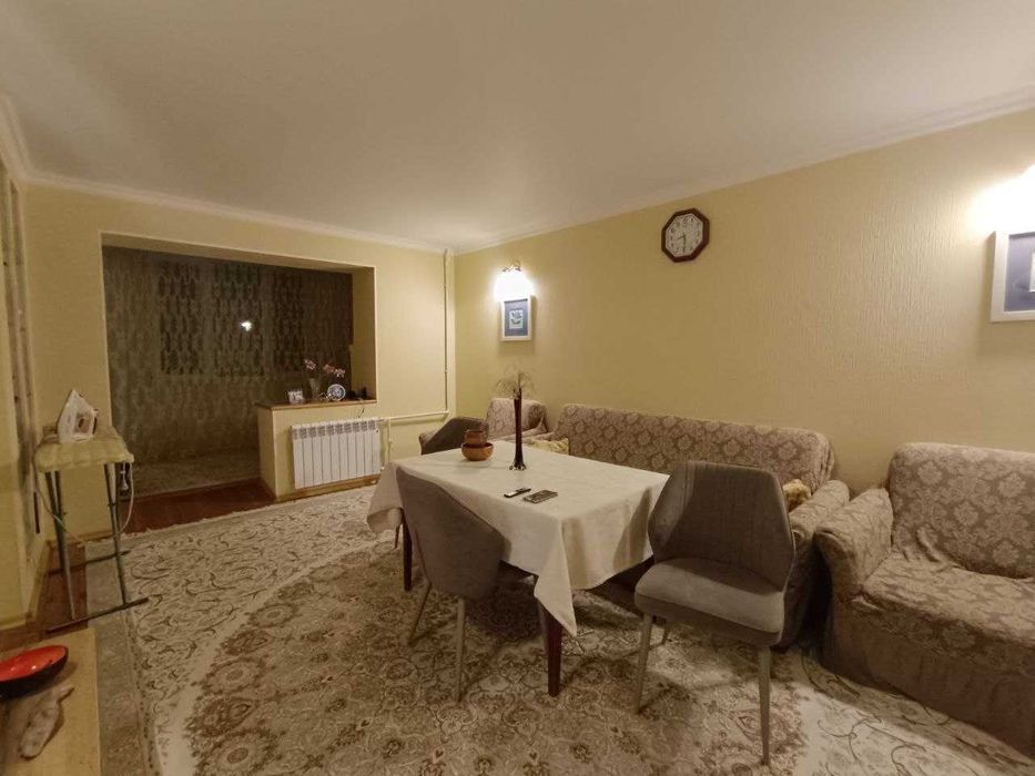 ул.Чиланзарская/ул.Лабихавуз Чиланзар 1кв-л 3+1\3\5 Хорошее сост. 95м2