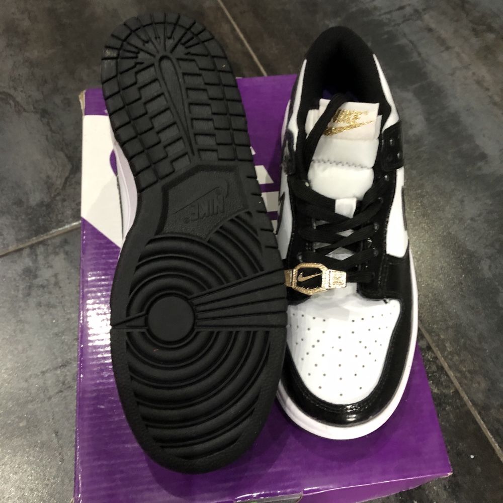 Nike SB Dunk Low - 40 номер