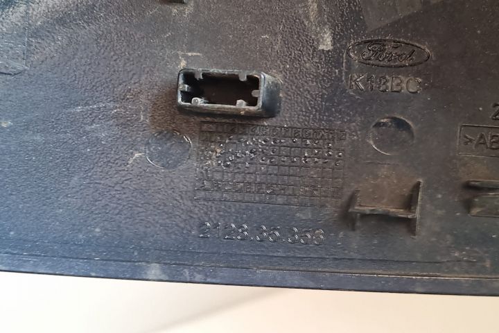 Capac oglinda dreapta 212835356 Ford Focus a 3-a generatie