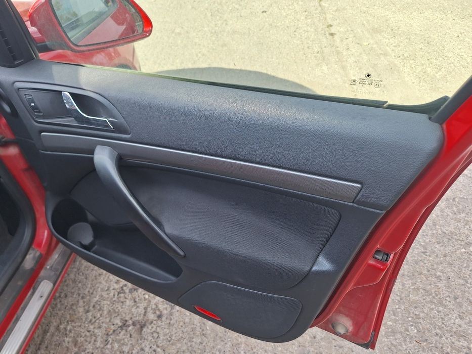 Tapiterie panou portiera fata dreapta SKODA OCTAVIA II Combi 1Z5 2004