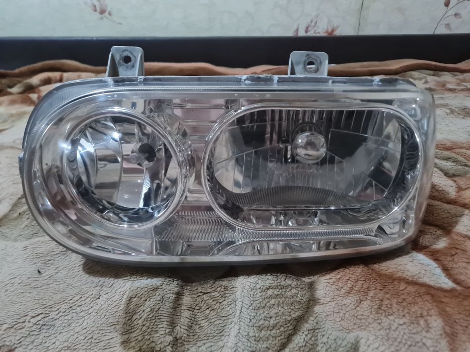 Фара на хрустальная Damas