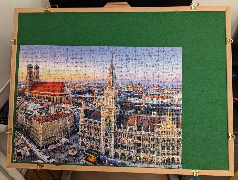 3 puzzle-uri de 1000 piese
