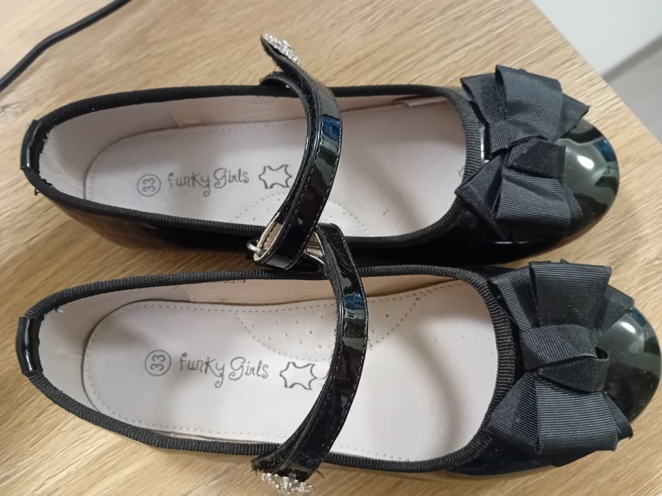 Официални обувки за момиче