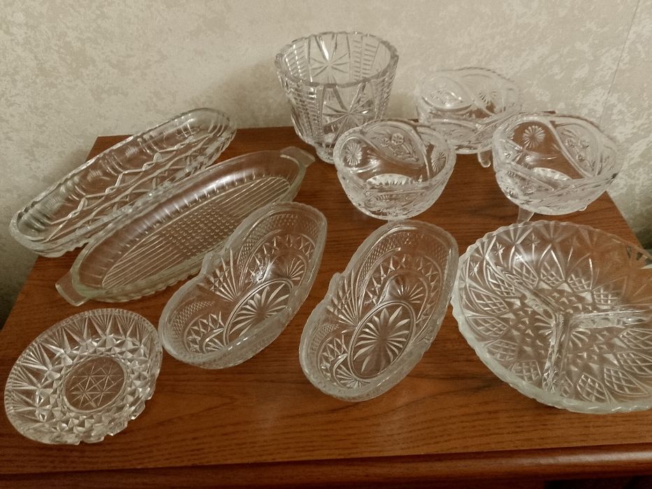 Посуда для сервировки стола