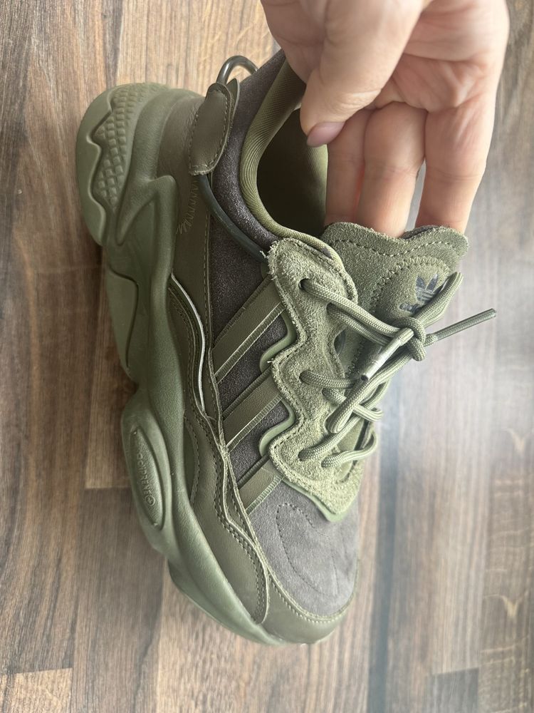 Karl Lagerfeld Blaze New balance 9060 ADIDAS OZWEEGO olive 37 номер