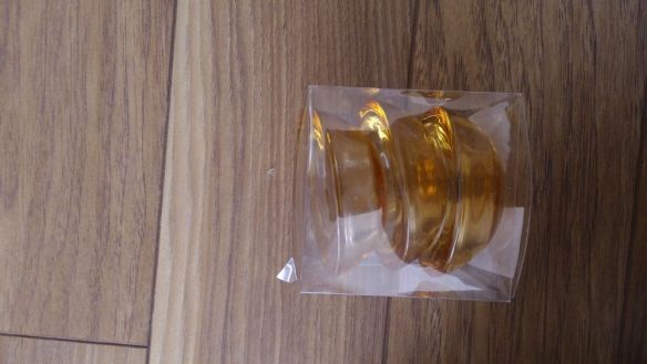 Свещници, свещи, чаши, купички, фигурки и украси