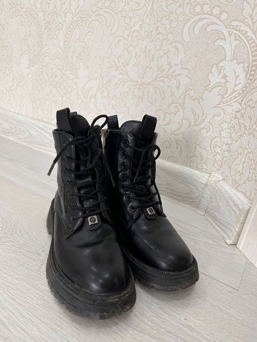 продам сапоги зимние размер 34 для девочек