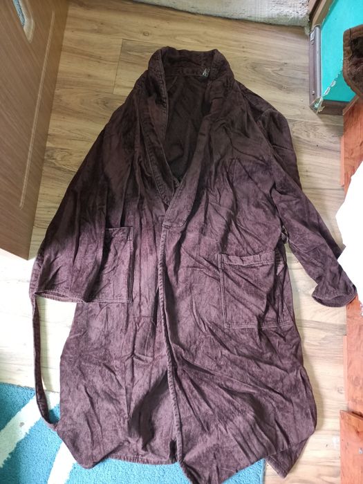 Halat baie culoare maro