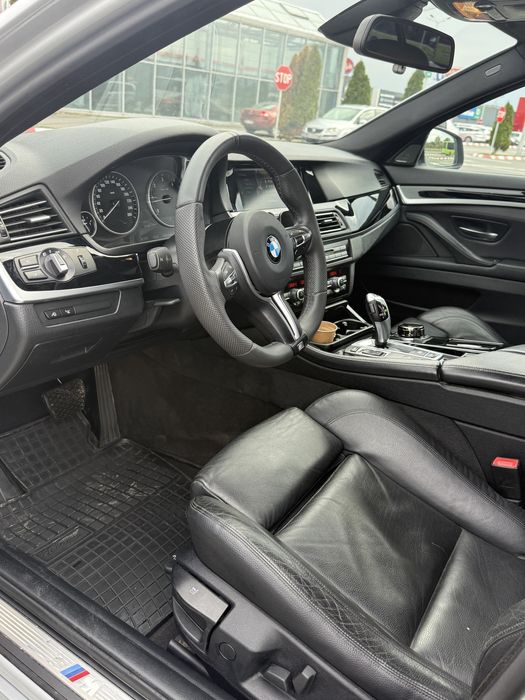 BMW 525d X-drive 218hp M-Pack/Hi-fi/Head-up/NBT/Keyless