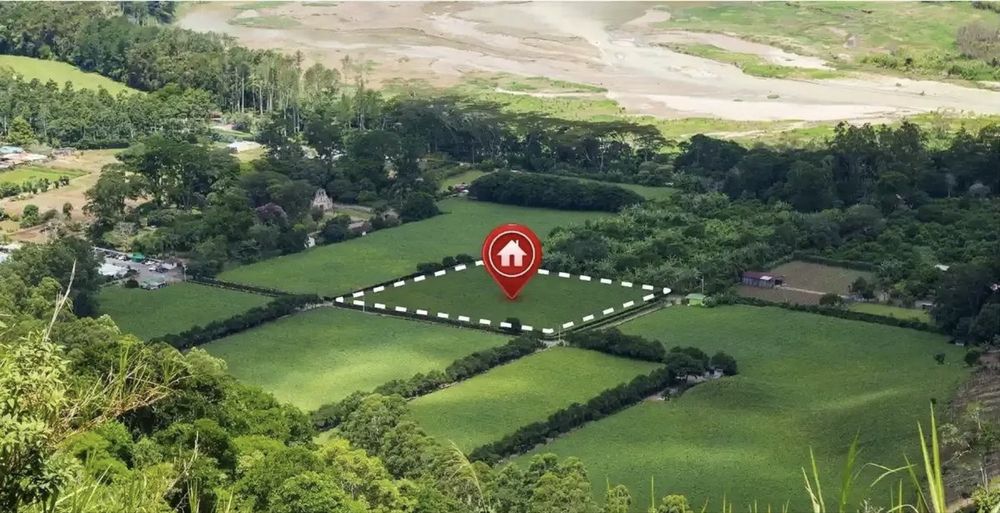 Земля Центр Луначарского 9 соток