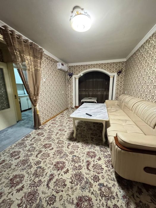 Fargona  shaxar oybek radomdi yonida kunli kvartira bor bezzaks quyami