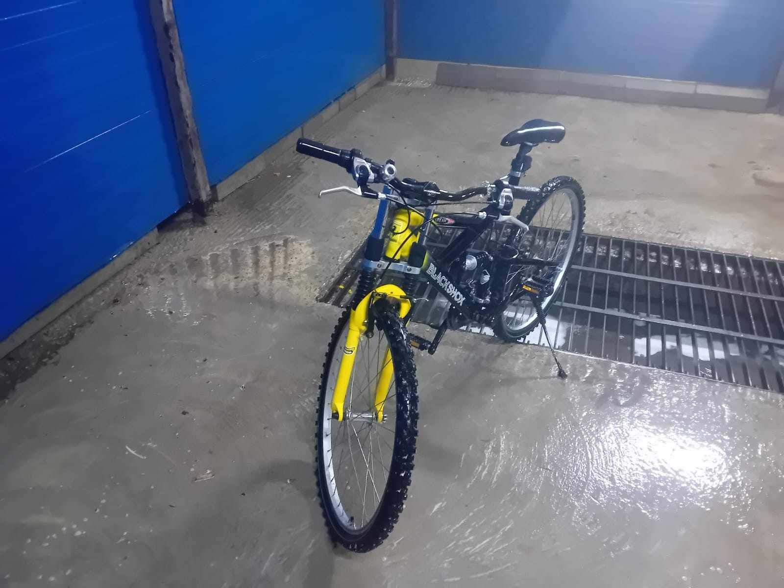 Vand/schimb bicicleta în stare foarte bună