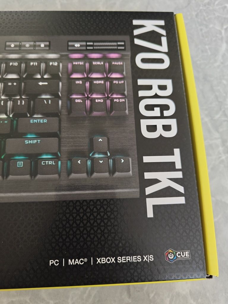 Клавиатура Corsair K70 RGB TKL Champion Series