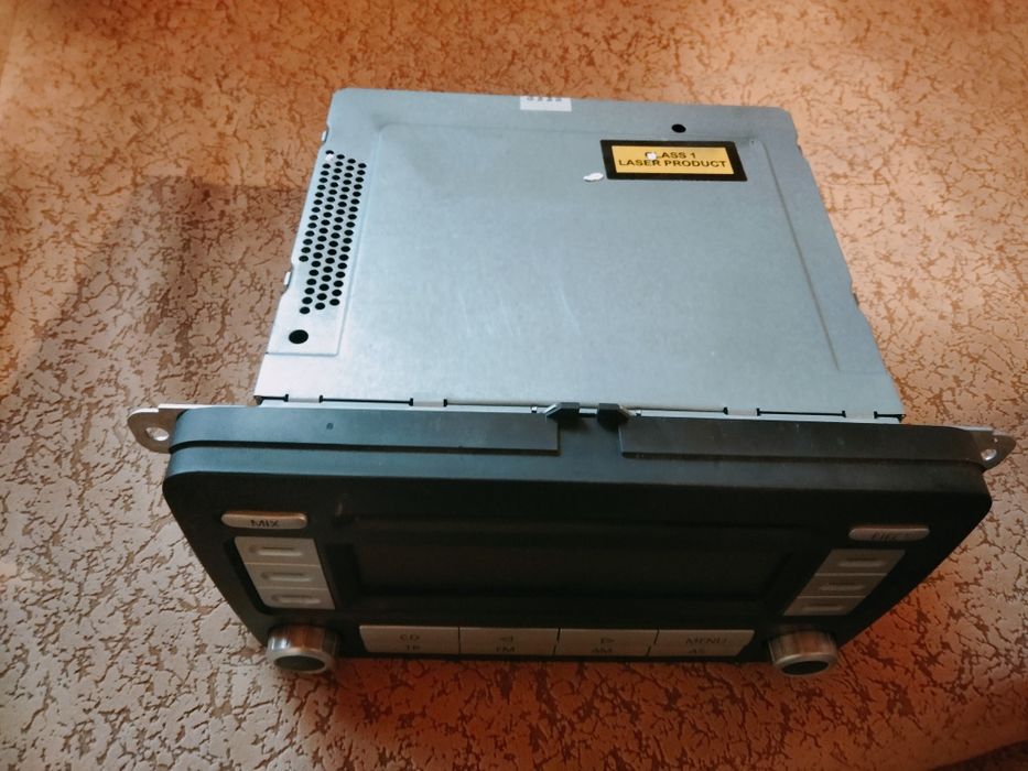 Radio cd mp3+2 difuzoare vw golf5