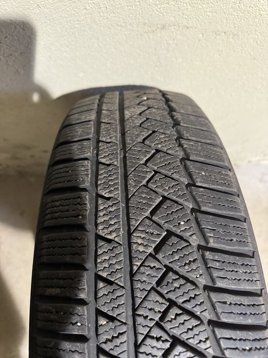 2 бр. гуми Continental 195/55/20 зимни