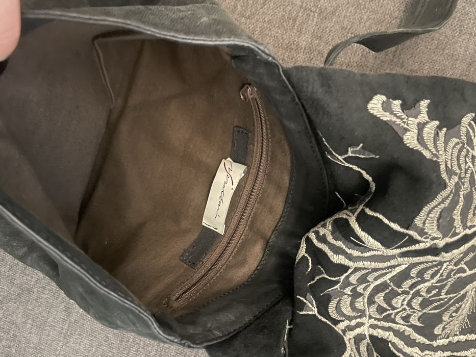 Кожена чанта с бридерия