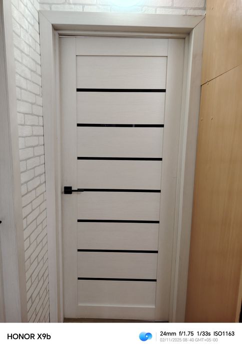 Двери и комплектующие