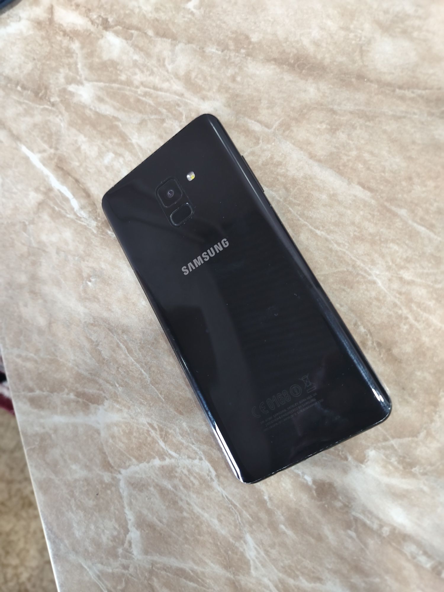 Samsung galaxy a8+ (2018)