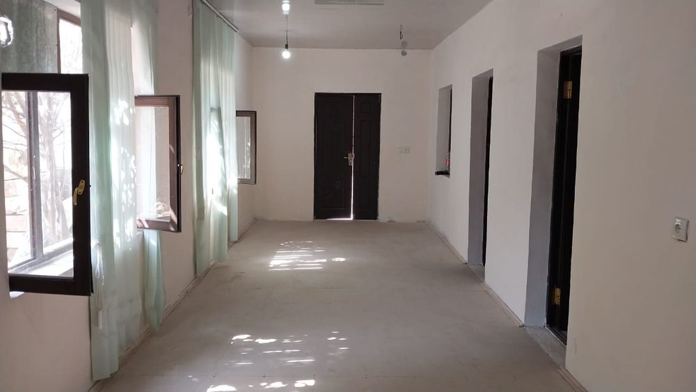 Srochna xovli sotiladi