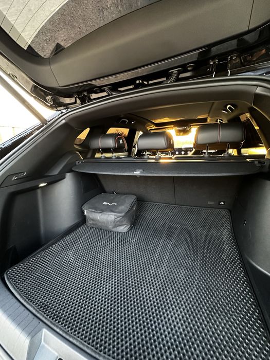 BYD champion 150 Gbrid Full 2024 Qora