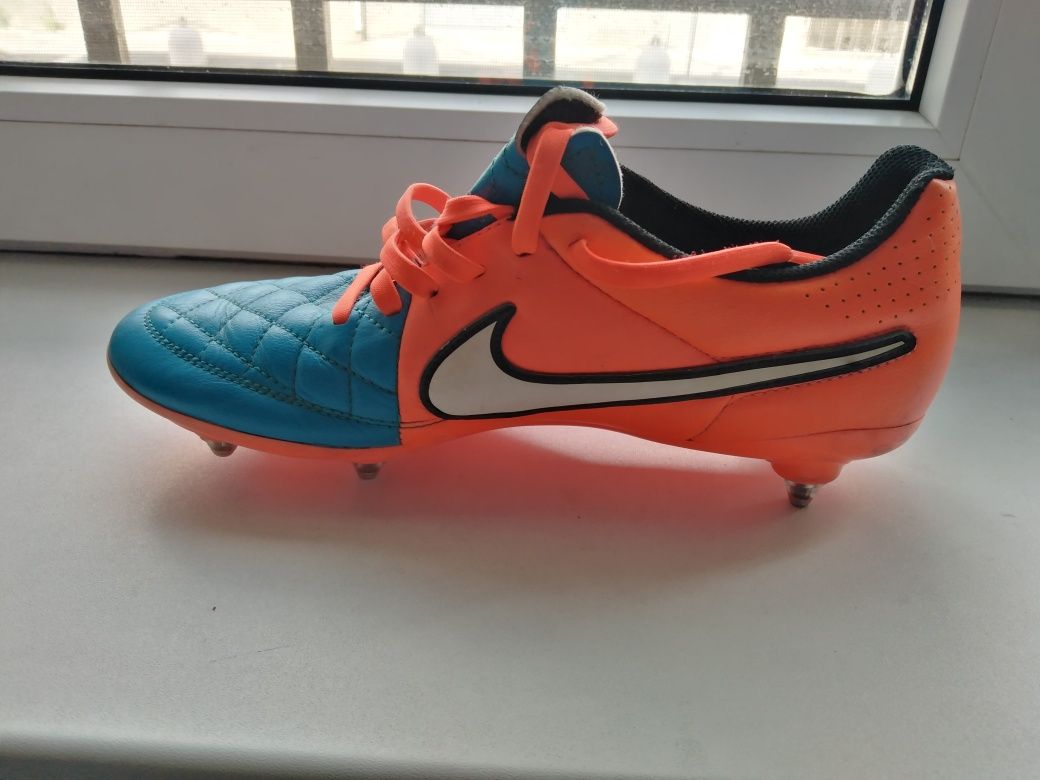 Nike Tiempo ghete de fotbal masura 40. 5  25.5cm