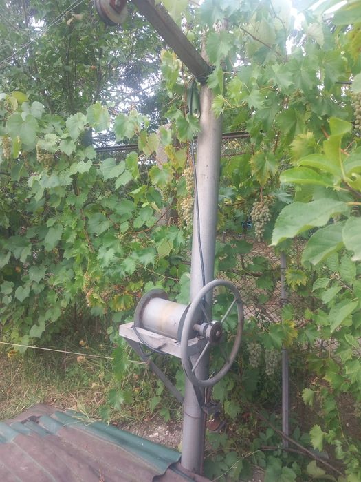 Vand macara cu scripete si tambur pentru put