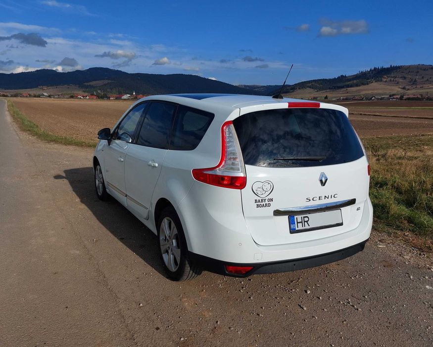 Renault Grand Scenic, 1.5 dCi, 110 CP, Automat, BOSE Edition