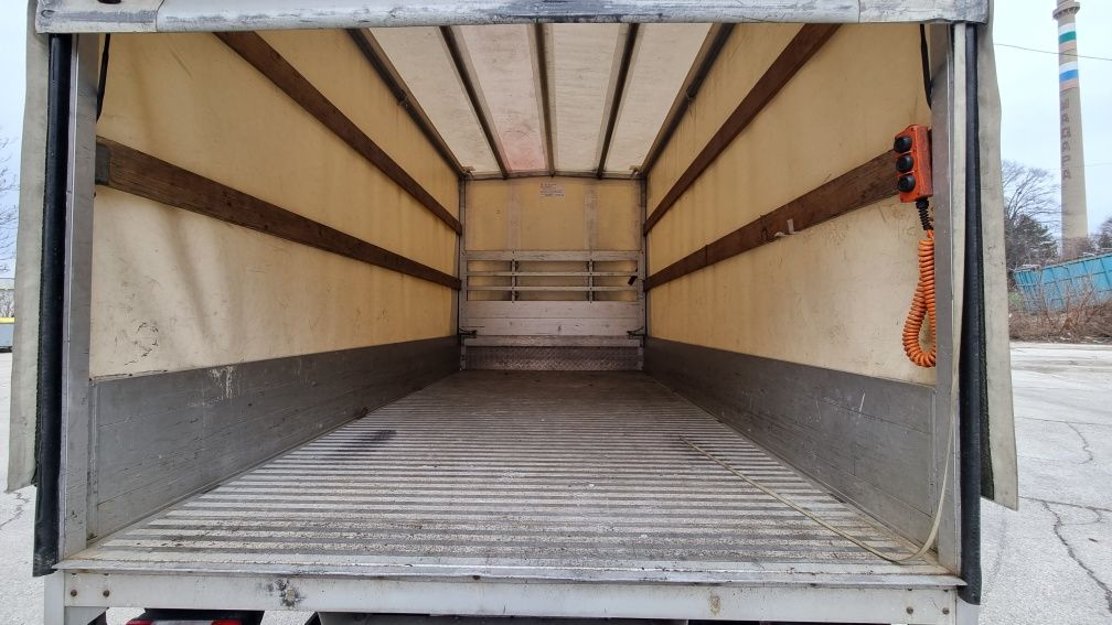 Iveco daily 35c18 180к.с  6 с.к Падащ борд,Клима