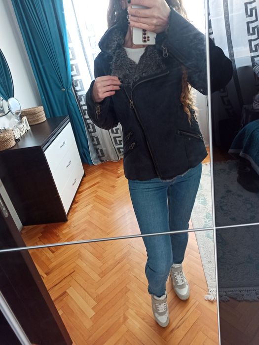 Меко черно яке с топла вътрешна част