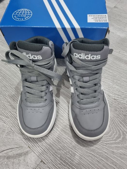 Vând ghete adidas originale copii