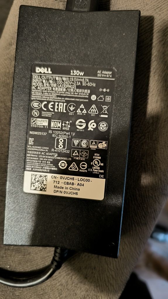 Dell 130W Da130pe1-00 19.5V 6.7A 3-pin/Big