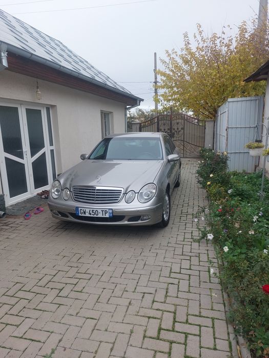 Mercedes E 220 elegance