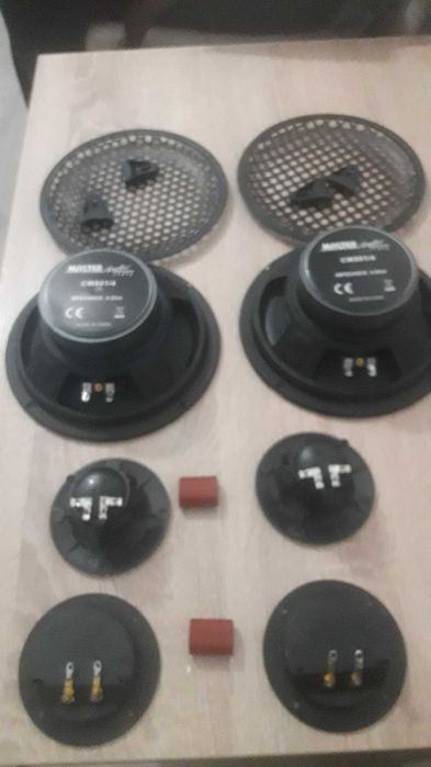 Difuzoare auto 4 ohmi