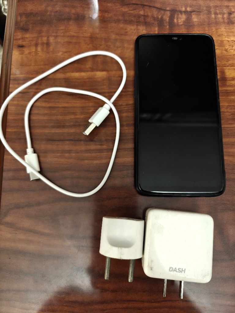 Смартфон One plus 6 8/256 NFC