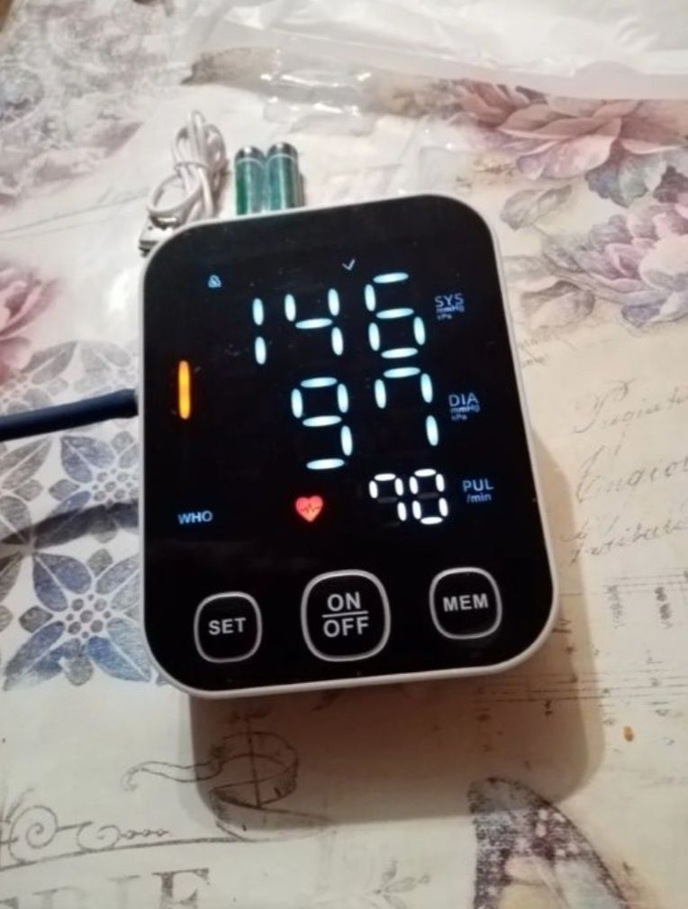 плечевой тонометр