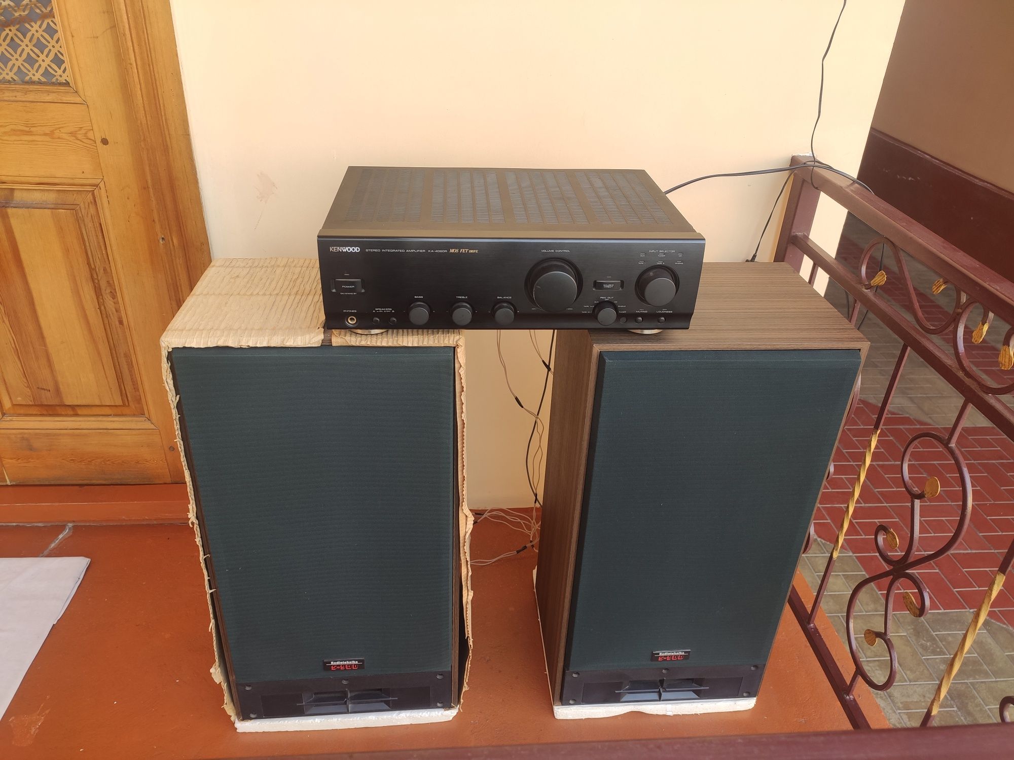 Янги S90D  8 ом колонка ва KENWOOD  КА4060