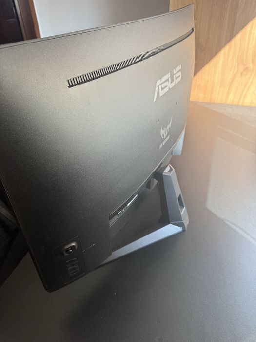 Vand Monitor Asus Tuf 165 hz Nou