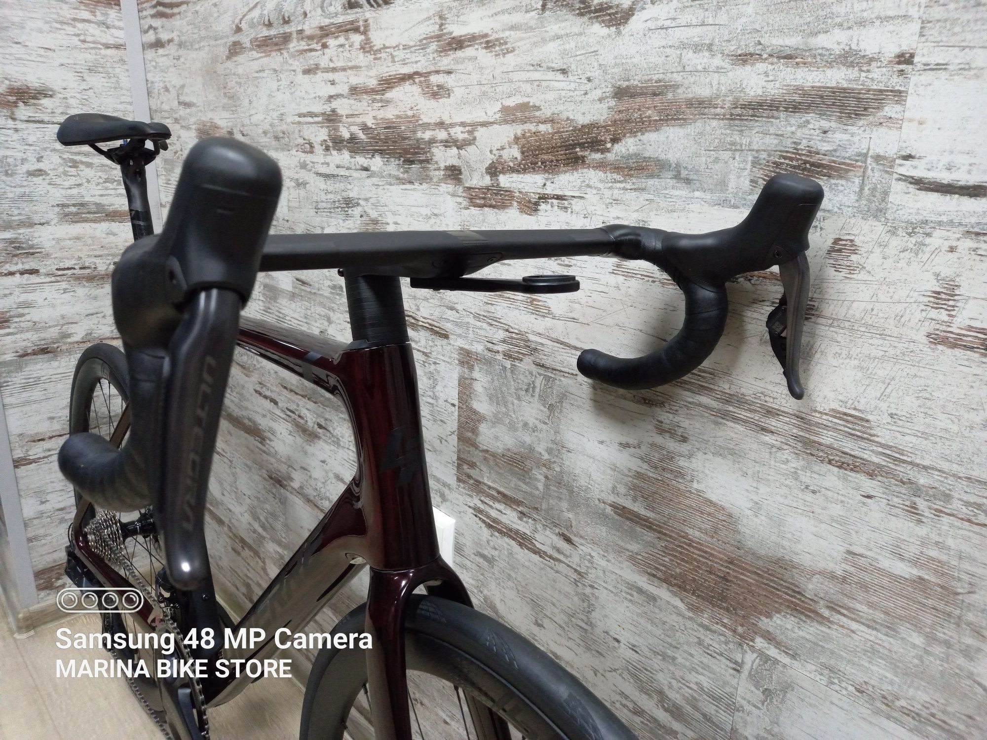 НОВ карбонов шосеен велосипед Lapierre Xelius SL 8.0 Dis