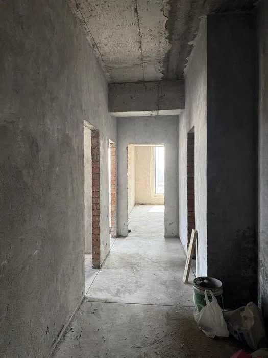 Sayram Tower 2/7/10 квартира коробка 67м2 срочно продается: