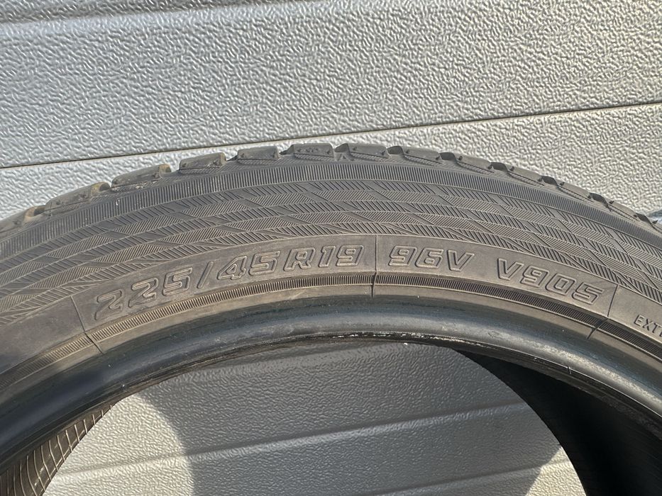 Зимни гуми YOKOHAMA 225/45/19