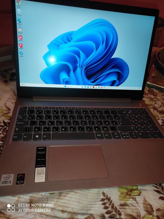 Noutbuk Lenovo i5