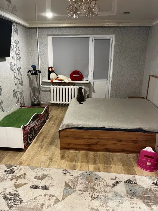 2 мкр.Продам 3 комн.кв переделанную в 4комн.