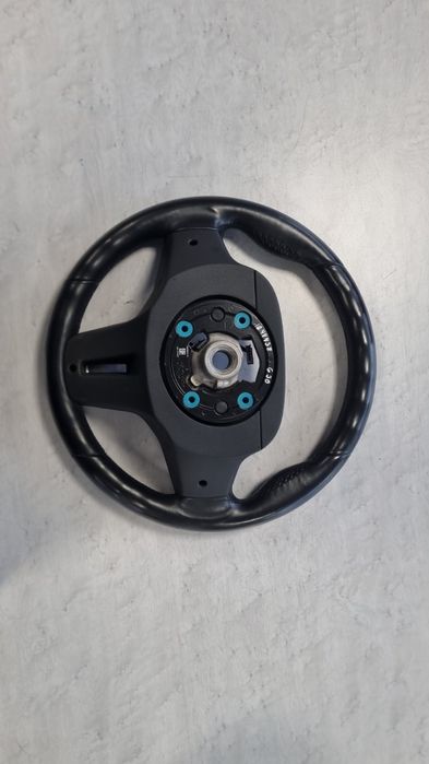 ВОЛАН за бмв Г30 перфектно състояние