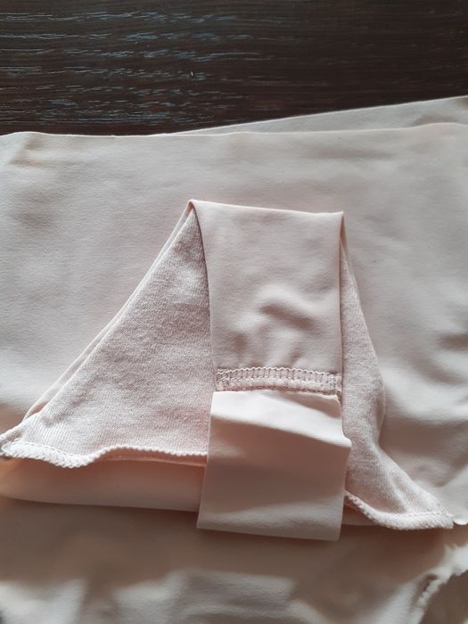 Дамски безшевни прашки