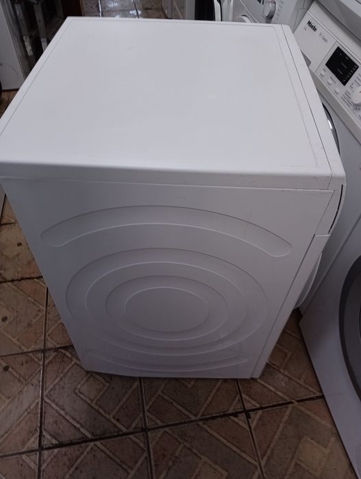 Сушилня с термопомпа Сименс Siemens IQ 300 с две години гаранция!