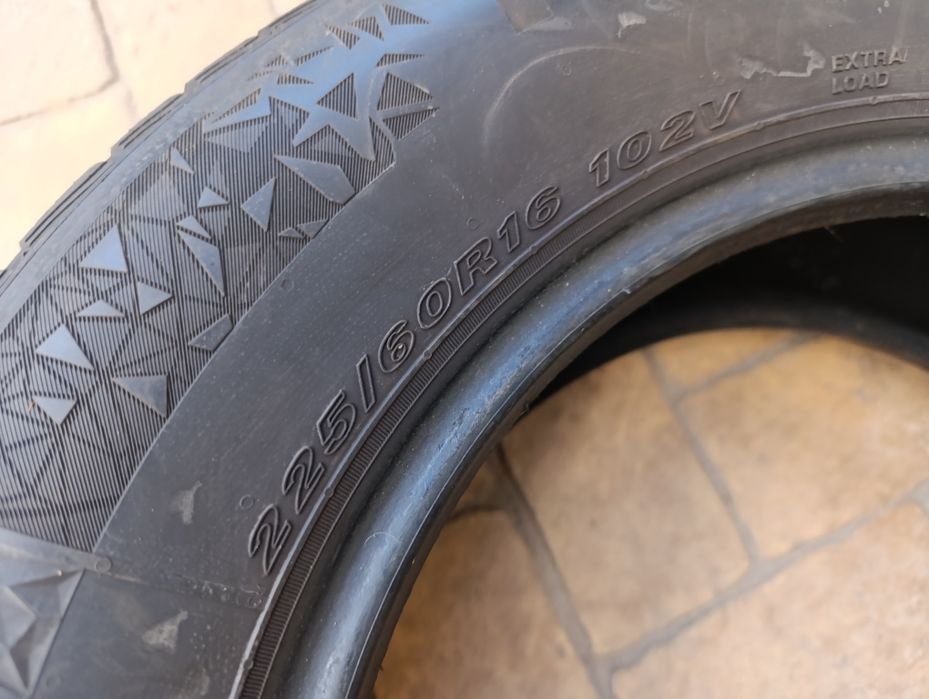 Зимни гуми NEXEN 225/60/16 dot 2522